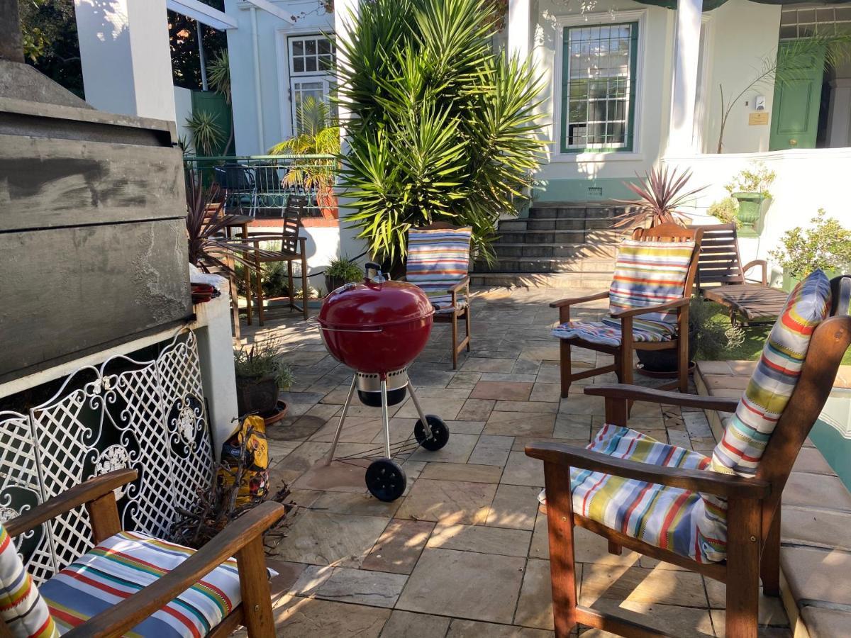 Guest house Mountain Manor & Executive Cape Town