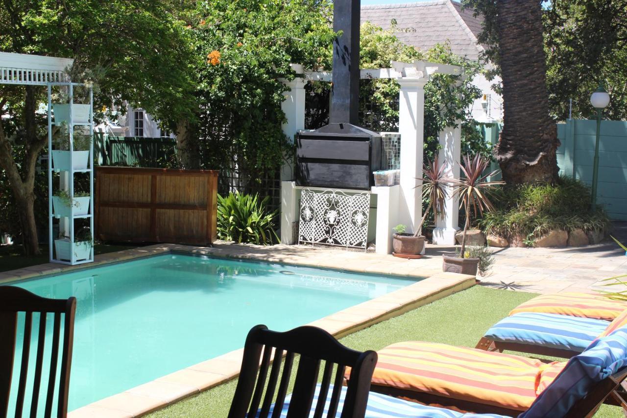 Mountain Manor & Executive Guest house 4*