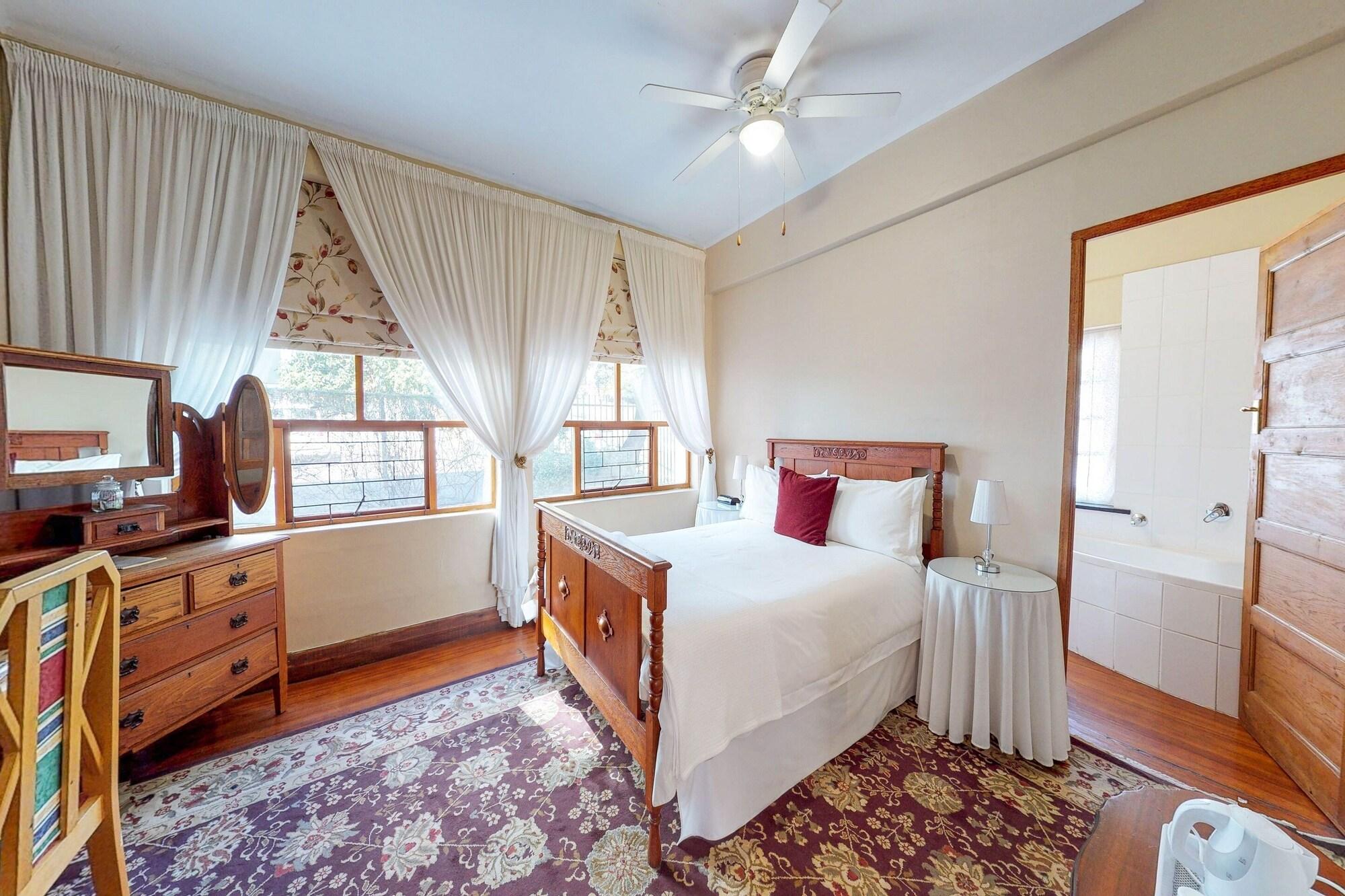 Mountain Manor & Executive Guest house Cape Town