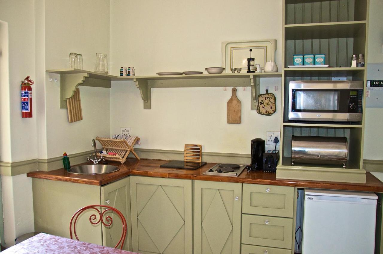 Mountain Manor & Executive Guest house 4*