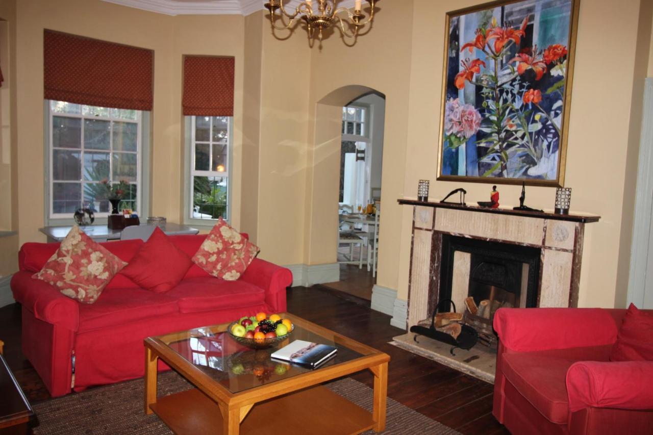 Guest house Mountain Manor & Executive Cape Town